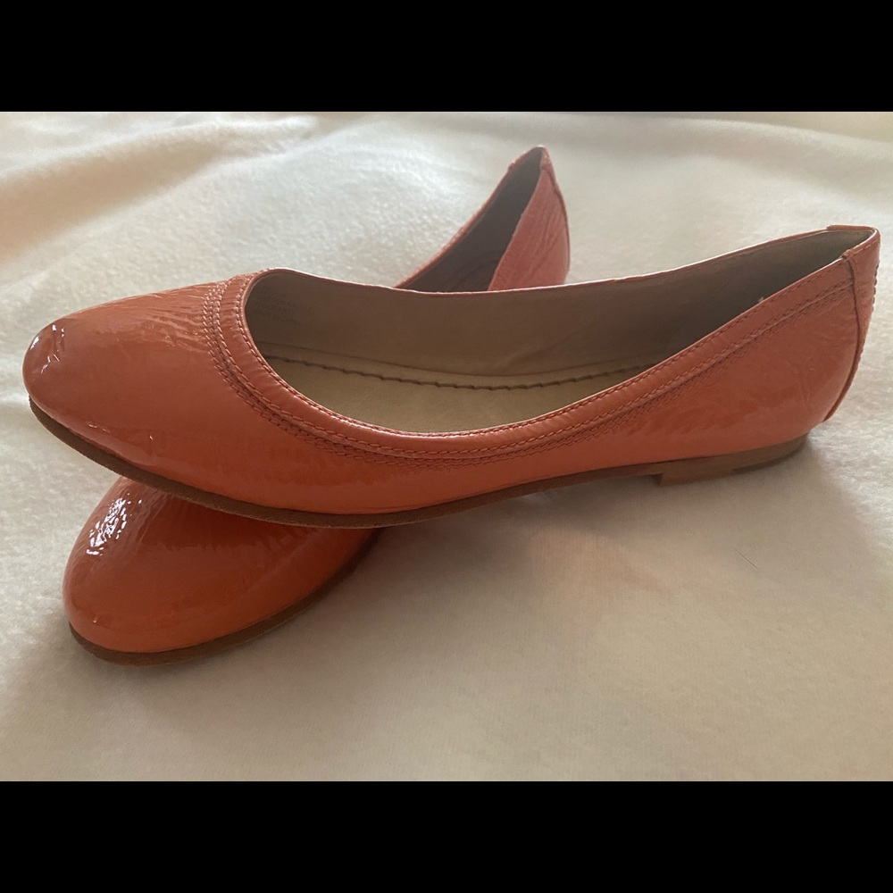 Frye flats